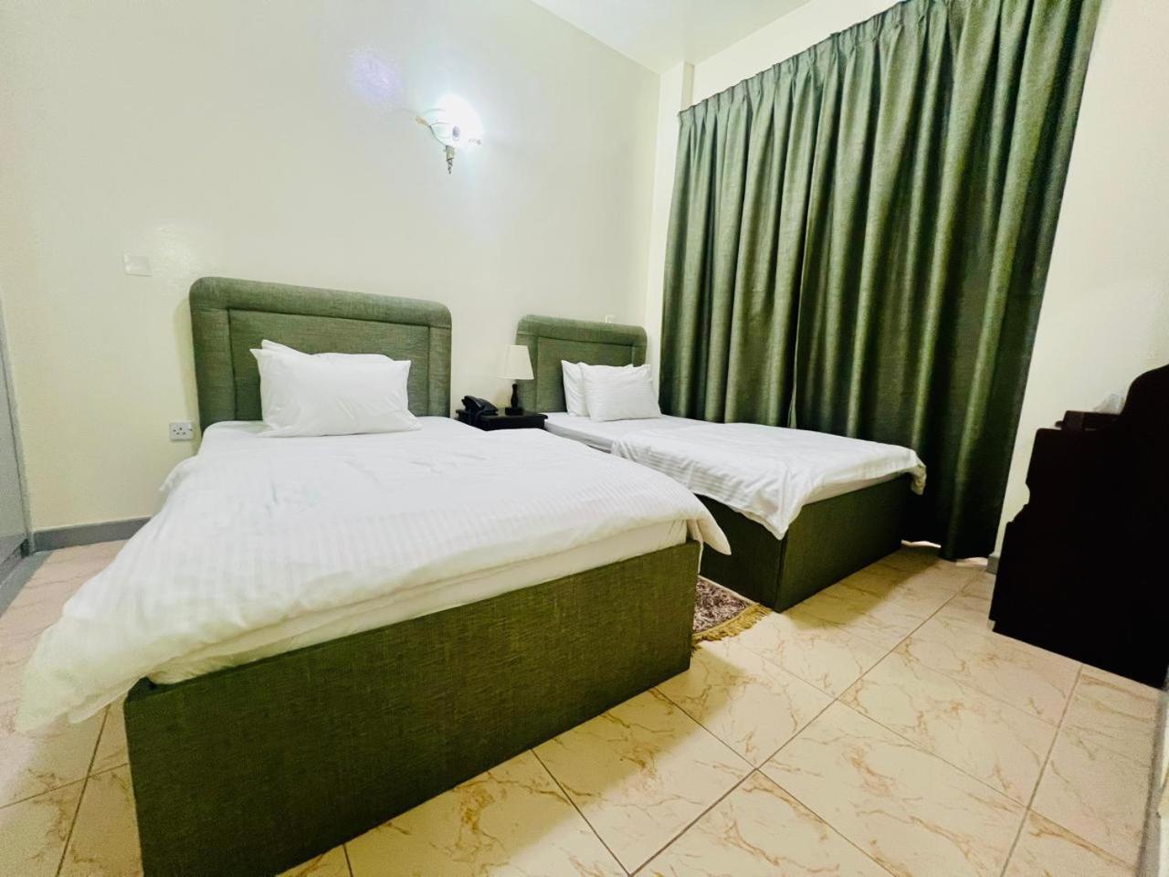 Sky Hotel Apartments Ντουμπάι Εξωτερικό φωτογραφία